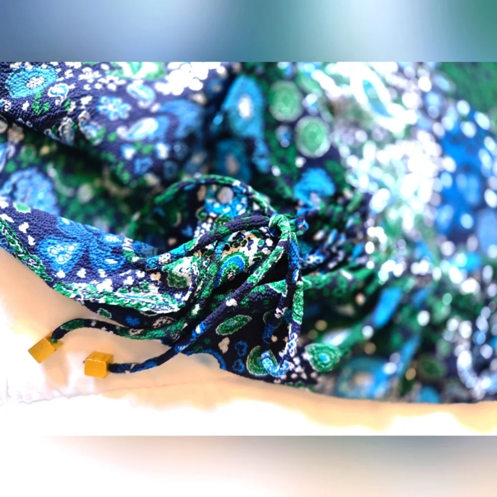 Michael Kors Green and Blue Paisley Boxy Short Sleeve Top Size Medium
